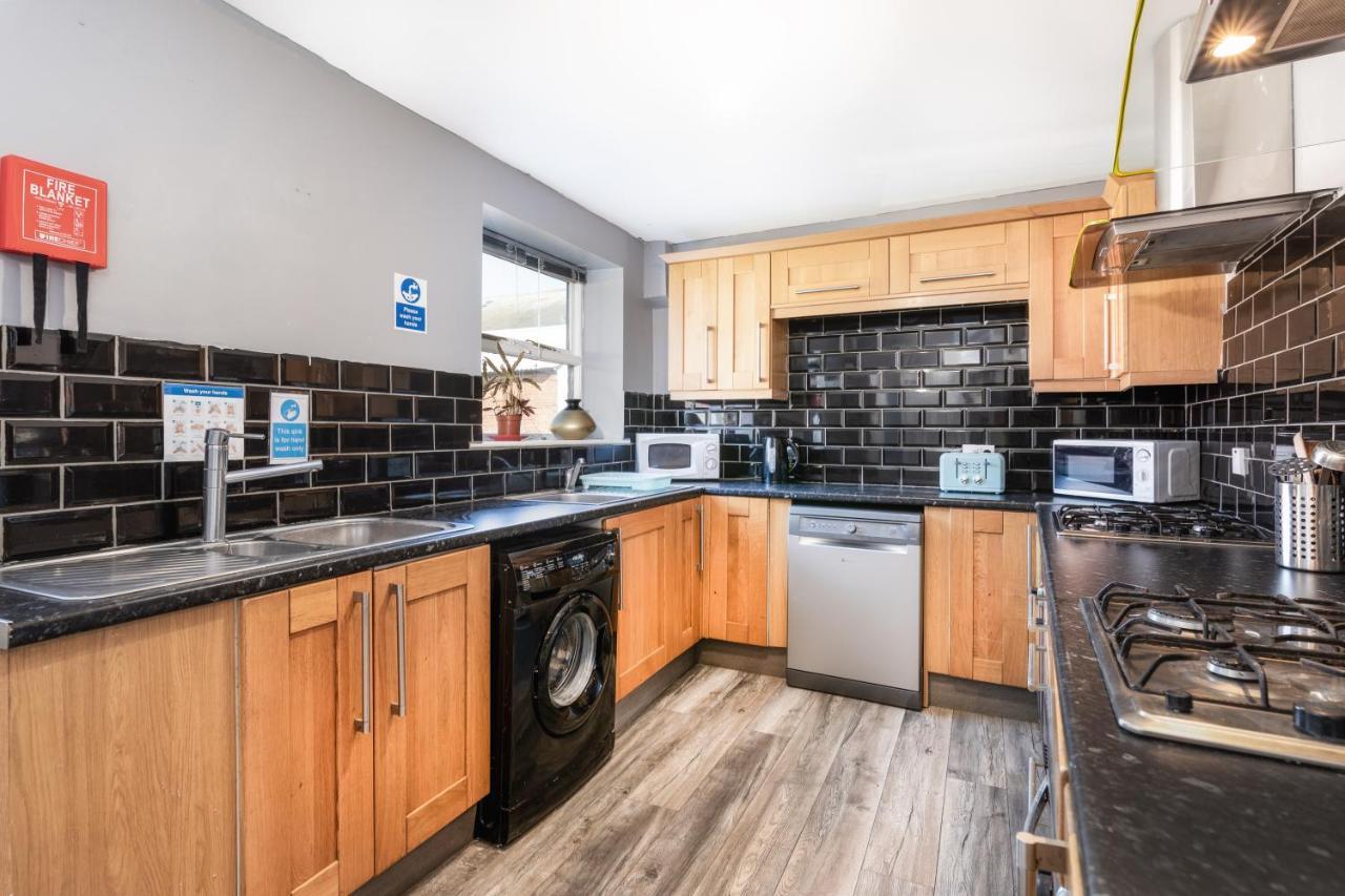 Sunderland City Centre Apartments Free Parking And Wi-Fi Eksteriør bilde